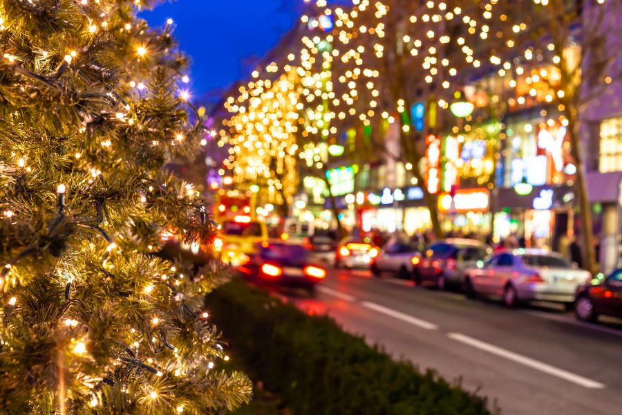 Managing Travel and Car Rentals During Peak Holiday Seasons in Berlin